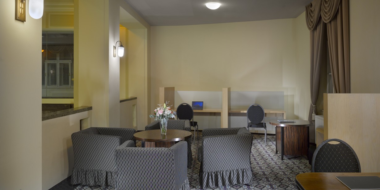 Grandezza Hotel Luxury Palace